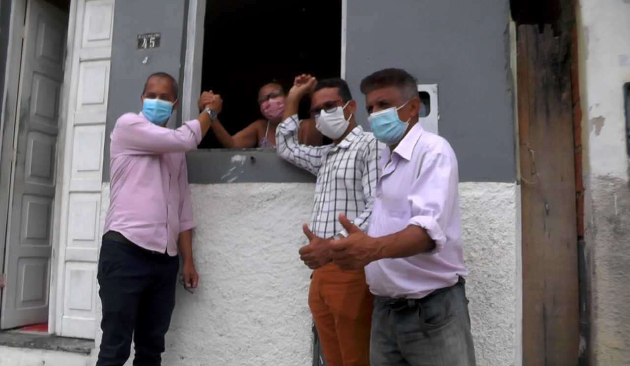 Camacã: Prefeito Paulo do Gás leva asfalto para Leoventura com recursos próprios